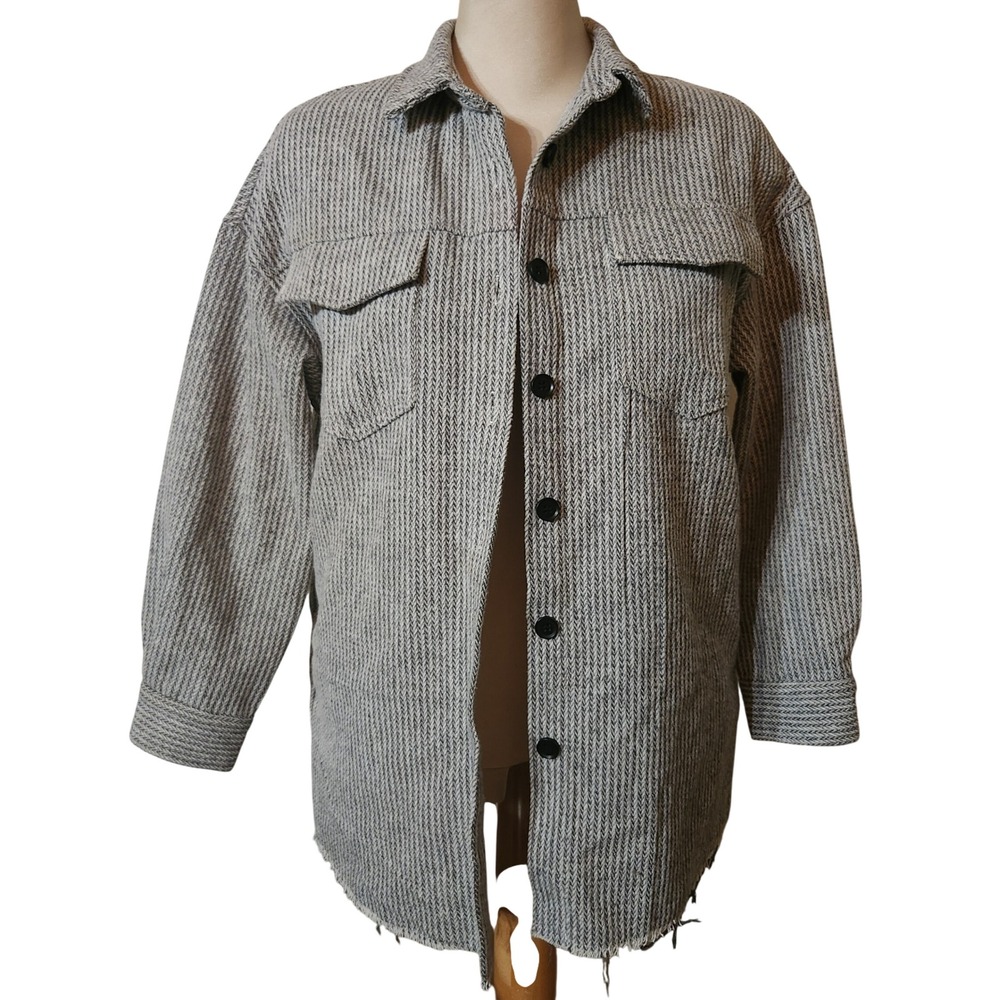 Womens Oversized Textured Button Up Shacket Gray Black Herringbone Raw Hem M